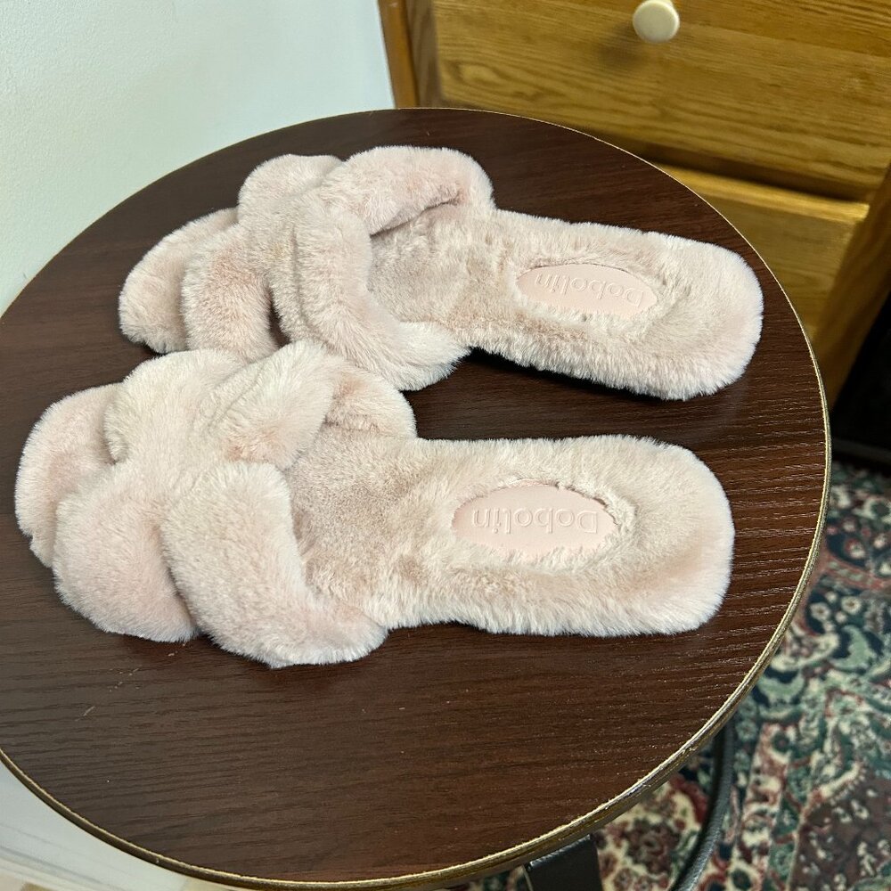 Dobolin Slippers